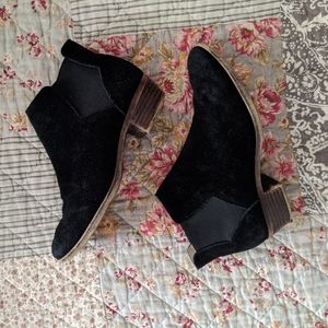 Lucky Brand Black Suede Chelsea Boots